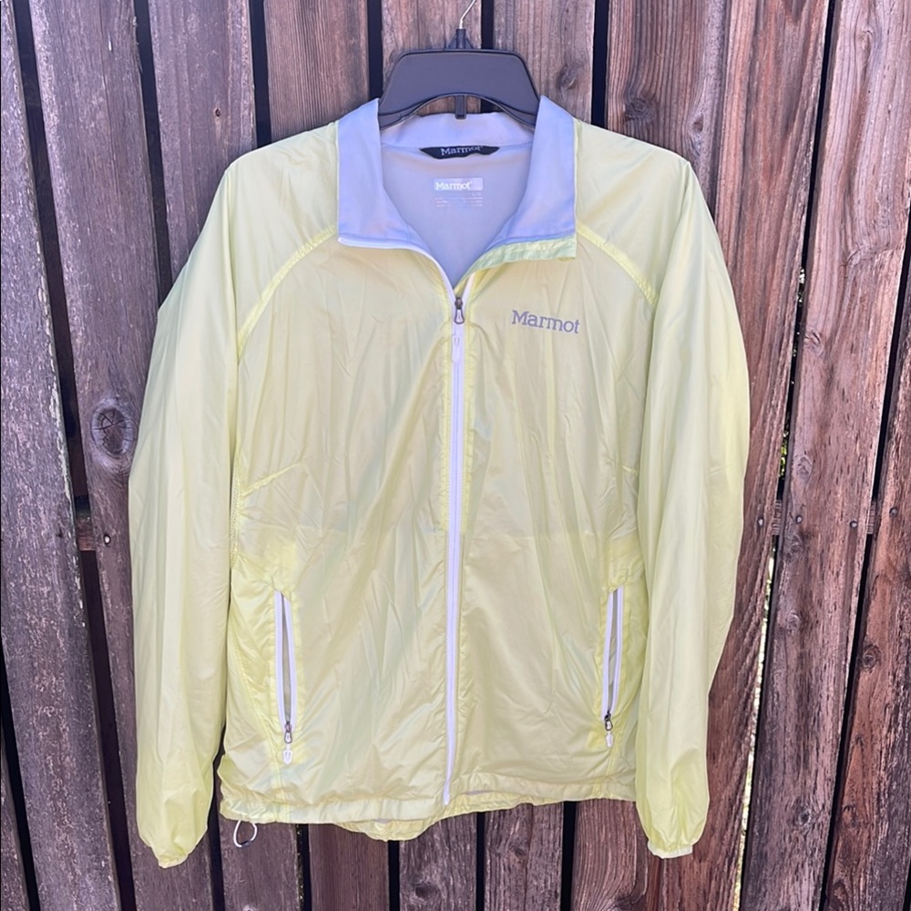 Marmot Large Pastel Yellow Windbreaker Lightweight Jacket Zip Pockets L Ladies